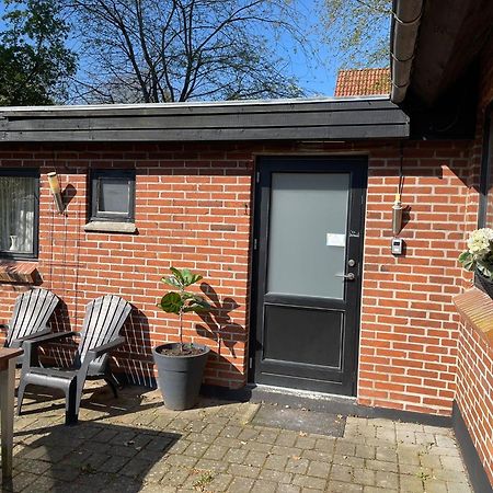 5 Minute Walk To Lego House - Perfect Location - Studio Room With Private Entrance - Garden On Site Billund Extérieur photo