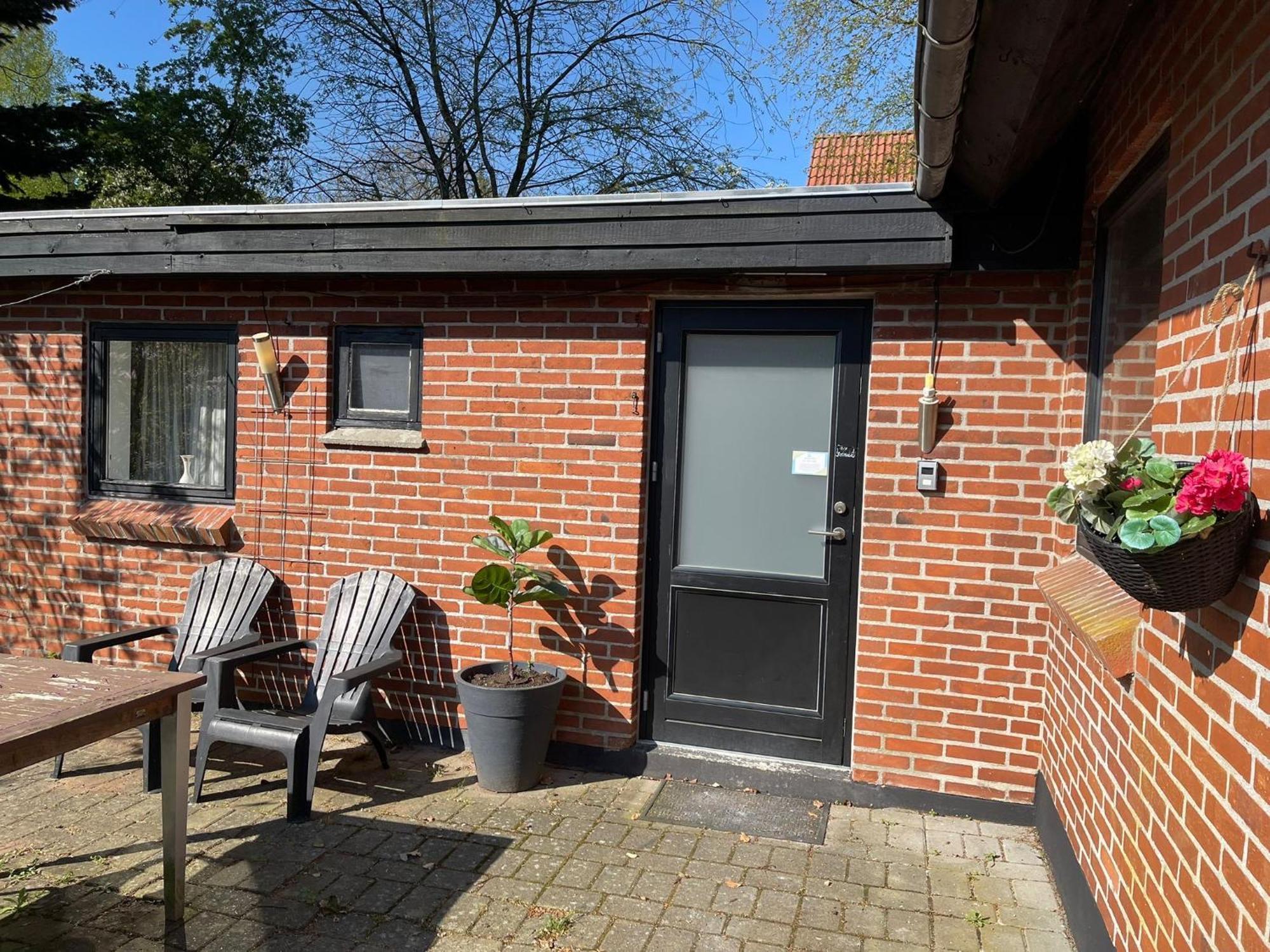 5 Minute Walk To Lego House - Perfect Location - Studio Room With Private Entrance - Garden On Site Billund Extérieur photo